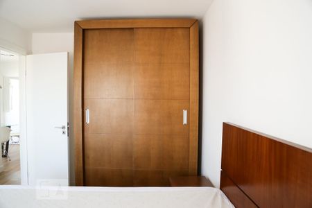 Quarto 1 de apartamento à venda com 2 quartos, 60m² em Vila Santa Catarina, São Paulo