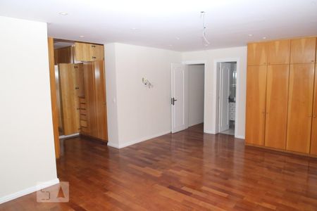 Quarto 1- Suíte- Closet de apartamento à venda com 4 quartos, 236m² em Jardim da Saúde, São Paulo