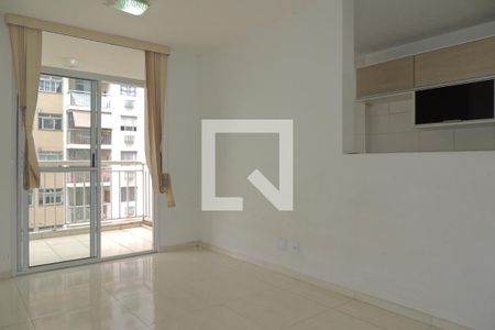 Sala de apartamento para alugar com 2 quartos, 49m² em Anil, Rio de Janeiro