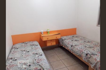 Quarto 2 de casa à venda com 3 quartos, 250m² em Vila Bertioga, São Paulo