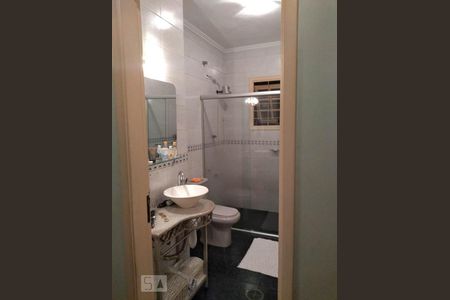 Casa à venda com 160m², 2 quartos e 4 vagas Casa à venda com 160m², 2 quartos e 4 vagasBanheiro 1