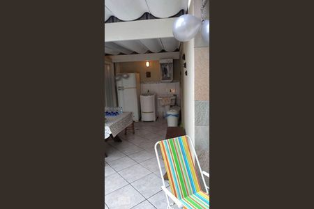 Casa à venda com 160m², 2 quartos e 4 vagas Casa à venda com 160m², 2 quartos e 4 vagasÁrea de Serviço