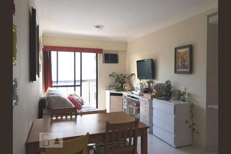 Sala/Cozinha de apartamento para alugar com 1 quarto, 43m² em Laranjeiras, Rio de Janeiro