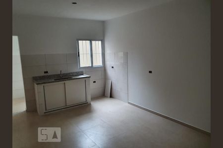 Cozinha de apartamento para alugar com 2 quartos, 50m² em Vila Leonor, São Paulo