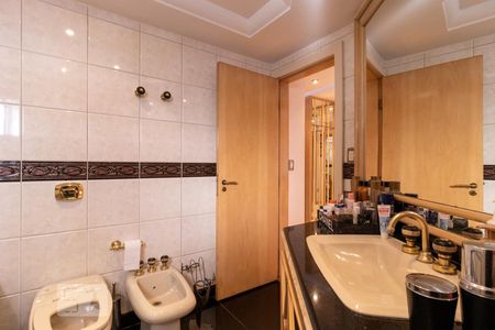 Apartamento à venda com 190m², 3 quartos e 3 vagasBanheiro da Suíte 3