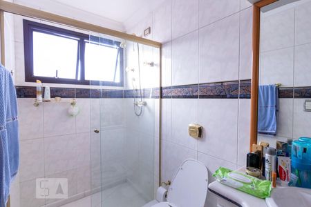 Apartamento à venda com 190m², 3 quartos e 3 vagasBanheiro da Suíte 1