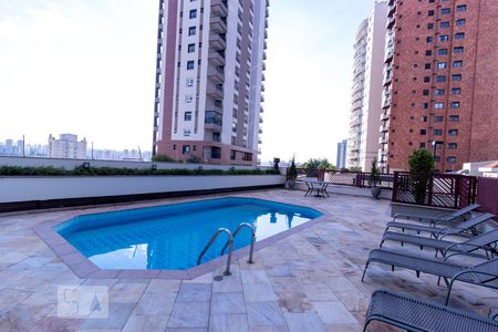 Apartamento à venda com 190m², 3 quartos e 3 vagasÁrea comum - Piscina