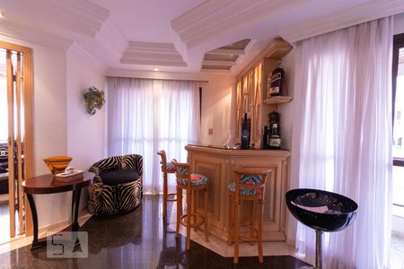 Apartamento à venda com 190m², 3 quartos e 3 vagasBar