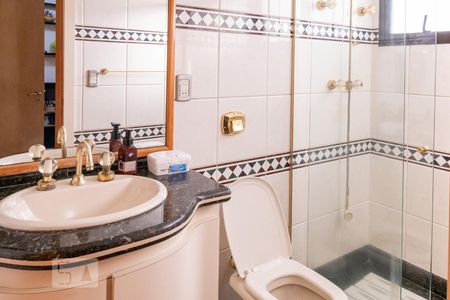 Apartamento à venda com 190m², 3 quartos e 3 vagasBanheiro da Suíte 2