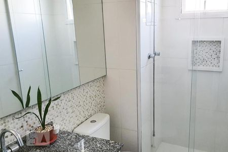 Banheiro de apartamento à venda com 2 quartos, 55m² em Brás , São Paulo