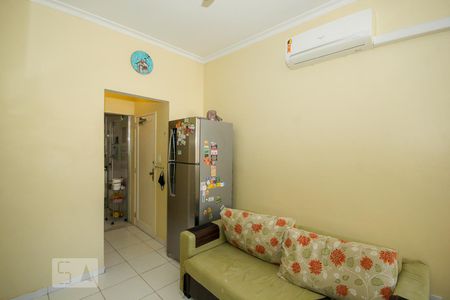 Sala de apartamento para alugar com 2 quartos, 71m² em Copacabana, Rio de Janeiro