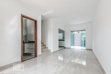 Sala de casa de condomínio para alugar com 3 quartos, 100m² em Santa Felicidade, Curitiba