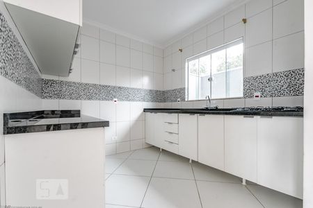 Cozinha de casa de condomínio para alugar com 3 quartos, 100m² em Santa Felicidade, Curitiba