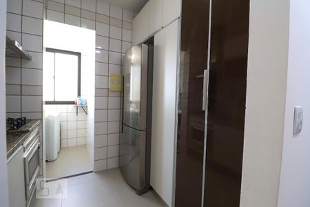 Apartamento para alugar com 85m², 3 quartos e 1 vaga Apartamento para alugar com 85m², 3 quartos e 1 vagaCozinha