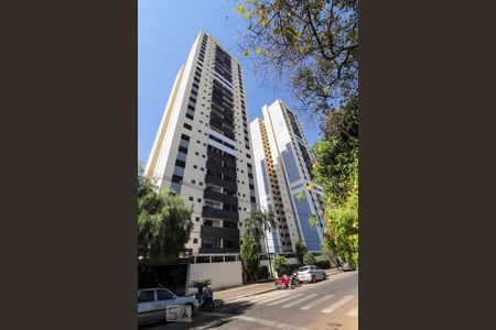 Apartamento para alugar com 85m², 3 quartos e 1 vaga Apartamento para alugar com 85m², 3 quartos e 1 vagaFachada