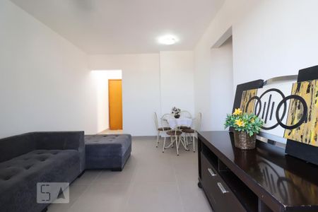 Sala de apartamento para alugar com 3 quartos, 85m² em Setor dos Funcionários, Goiânia