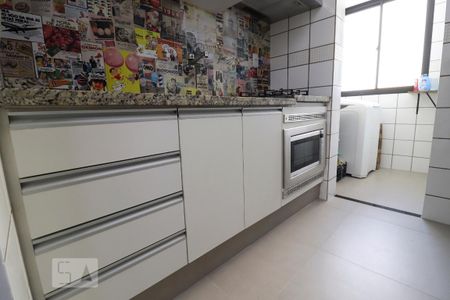 Cozinha de apartamento para alugar com 3 quartos, 85m² em Setor dos Funcionários, Goiânia