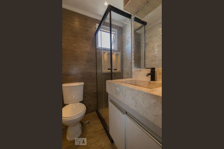 Banheiro de apartamento para alugar com 2 quartos, 52m² em Limão, São Paulo