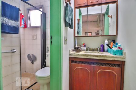 Banheiro de apartamento para alugar com 1 quarto, 40m² em Jardim Paulista, São Paulo