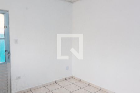 Sala de casa para alugar com 2 quartos, 68m² em Vila Dalila, São Paulo