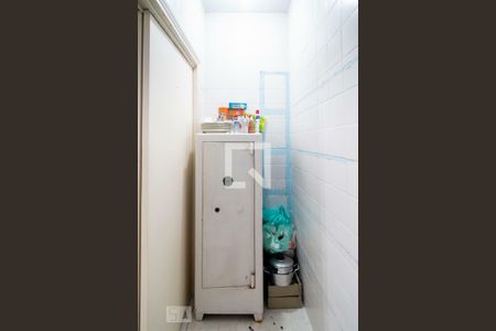 Casa à venda com 3 quartos, 200m² em Jardim das Acácias, São Paulo