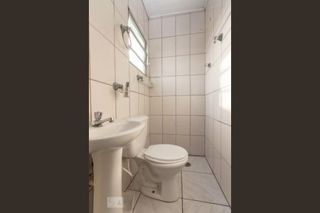 Banheiro  de casa à venda com 1 quarto, 35m² em Jardim das Camélias, São Paulo