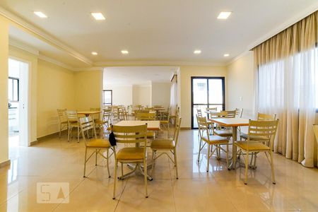 Apartamento à venda com 100m², 3 quartos e 2 vagas Apartamento à venda com 100m², 3 quartos e 2 vagasSalão de Festas