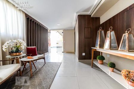 Apartamento à venda com 100m², 3 quartos e 2 vagas Apartamento à venda com 100m², 3 quartos e 2 vagasÁrea Comum - Hall Entrada