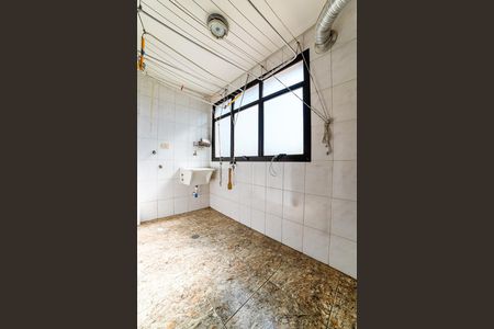 Apartamento à venda com 100m², 3 quartos e 2 vagas Apartamento à venda com 100m², 3 quartos e 2 vagasÁrea de Serviço