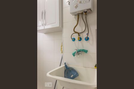 Área de serviço de apartamento para alugar com 2 quartos, 115m² em Jardim Parque Morumbi, São Paulo