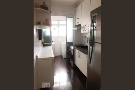 Cozinha de apartamento para alugar com 2 quartos, 62m² em Mooca, São Paulo