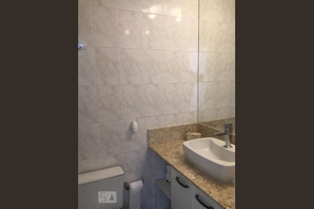 Banheiro Social de apartamento para alugar com 2 quartos, 62m² em Mooca, São Paulo