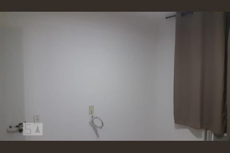 Quarto 1 de apartamento para alugar com 2 quartos, 52m² em Taquara, Rio de Janeiro