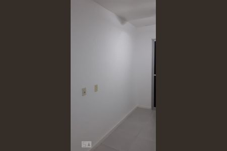 Sala de apartamento para alugar com 2 quartos, 52m² em Taquara, Rio de Janeiro