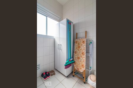 Apartamento para alugar com 55m², 2 quartos e 1 vaga Apartamento para alugar com 55m², 2 quartos e 1 vagaDetalhe da Área de Serviço