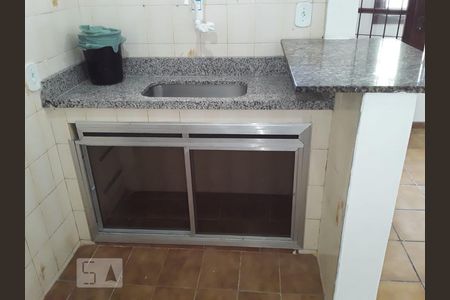 Cozinha de kitnet/studio para alugar com 1 quarto, 45m² em Rocha, Rio de Janeiro