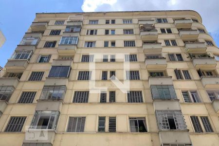 Apartamento à venda com 41m², 1 quarto e sem vaga Apartamento à venda com 41m², 1 quarto e sem vagaFachada