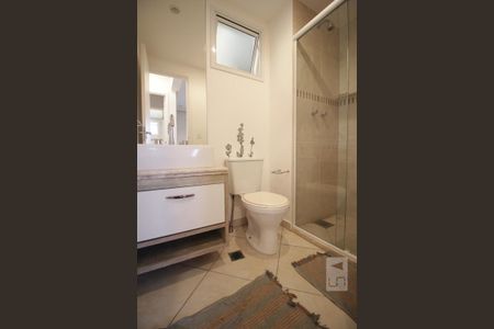 Apartamento para alugar com 70m², 2 quartos e 2 vagasBanheiro 