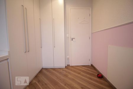 Apartamento para alugar com 70m², 2 quartos e 2 vagasQuarto