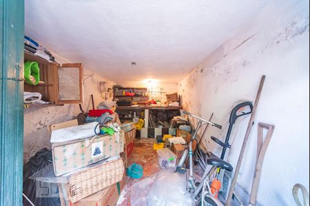 Casa à venda com 280m², 3 quartos e 3 vagasPorão 