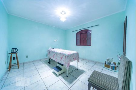 Casa à venda com 280m², 3 quartos e 3 vagasQuarto da Edícula 2