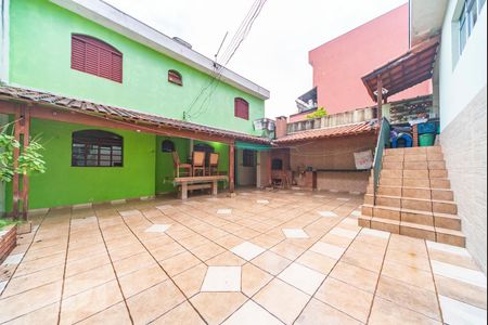 Casa à venda com 280m², 3 quartos e 3 vagasQuintal Fundos 
