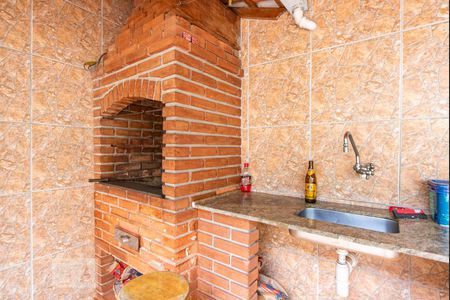 Casa à venda com 280m², 3 quartos e 3 vagasChurrasqueira e Pia 