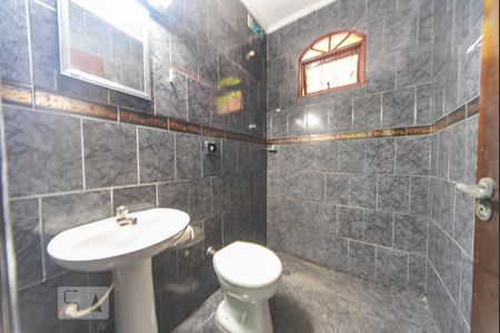 Casa à venda com 280m², 3 quartos e 3 vagasBanheiro da Edícula 1