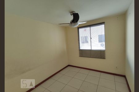 Dormitório de apartamento à venda com 2 quartos, 50m² em Santos Dumont, São Leopoldo