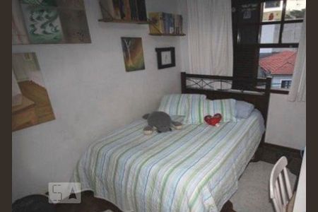 Casa à venda com 295m², 4 quartos e 3 vagas Casa à venda com 295m², 4 quartos e 3 vagasQuarto 2