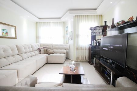 Casa à venda com 3 quartos, 163m² em Vila Nilo, São Paulo