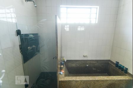 Casa à venda com 530m², 4 quartos e 3 vagasBanheiro