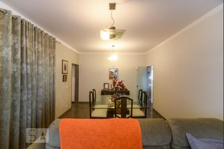 Sala de casa à venda com 4 quartos, 530m² em Vila Margarida, São Paulo
