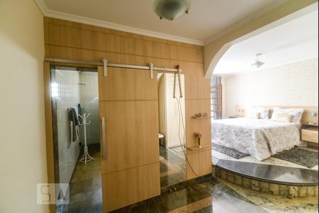 Casa à venda com 530m², 4 quartos e 3 vagasSuíte 1